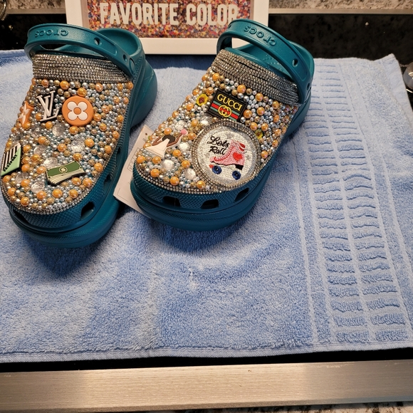Customized Crocs - Picture 5 of 7